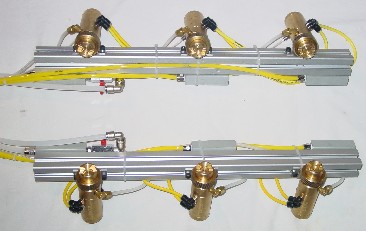 Two 3 nozzle distributors sets with controlled flat jet